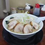 らーめん 一代 - とんこつしょうゆチャーシューめん(950円)