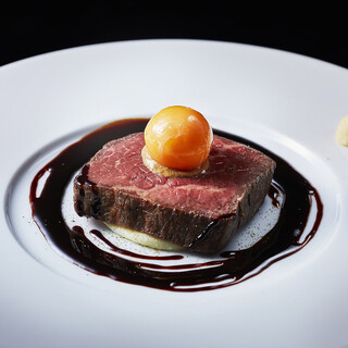 「独自性と料理へのこだわり」他では味わえない一皿を提供。