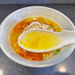 石山商店 - ベースのスープのクリアな旨さが引き立つ様な辛さ