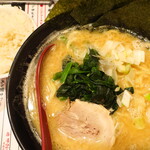 貴壱家 - 濃厚豚骨麺（醤油・大）＋ライス