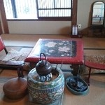 Yukiguni Noyado Takahan - 雪国を執筆した部屋が保存されている