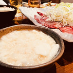 Wagyuu Yakiniku Kimu - とろろご飯（冷たい御出汁に山芋がゴロゴロ）