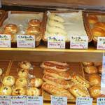 ベーカリーツキヨシ - 