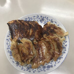 餃子とたまごの研究所 - 