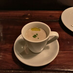 9 nove - 温かい牛蒡のスープ