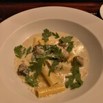 9 nove - 牡蠣と春菊のクリームソース