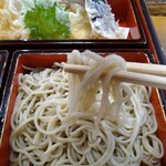 手打そば 満志粉 - 細麺