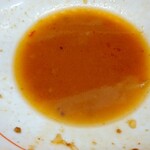 麺屋 にぼすけ - シャバシャバの油ダレ