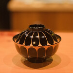 日本料理 たかむら - ④ 椀：大根の花びら餅仕立て、バチコ（御年玉3）