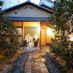 魚正 山本淳 - 玄関 2022年1月