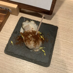 バガワーン カレー - 永遠のバガワーン特選プレート（2種あいがけ）
      ＋半熟たまご（ペリペリソース）＋
      小鉢4種（ほぐし本鮪&海老出汁&刺身海老&生牡蠣）
      1350円＋100円＋450円