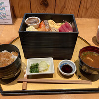旬草 弥ひろ - 弥ひろ弁当¥1200。