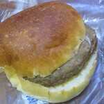 伊三郎製ぱん - 匠バーガー 108円(税込)　(2021.12)