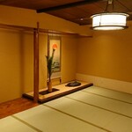 柳家 - １階の大広間