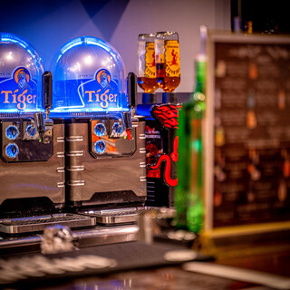 You can enjoy the popular Tiger Beer on draft!
