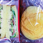 フジパン - サンドイッチ 380円(+税8%)＋メープルメロンパン 200円(+税8%)