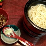 むさし - 秘湯の釜揚げうどん　560円