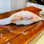 立喰鮨 銀座おのでら - しまあじ