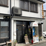 トラットリア プルチネッラ - お店の外観