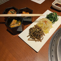 蕃 YORONIKU - 