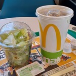 McDonald's - サイドサラダ＆プレミアムローストアイスコーヒー（L）