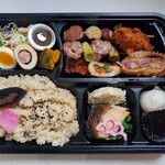 弁田屋 - ご予算に合わせたお弁当。東松山名物やきとりを入れました。