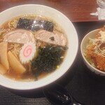 Kicchin Sakuragi - ラーメン＆唐揚げ丼セット