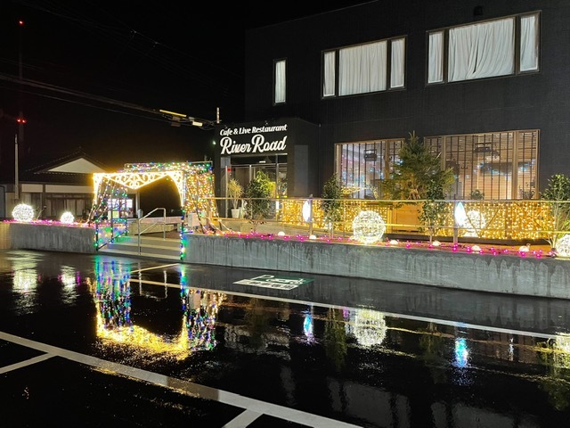 Cafe&Live Restaurant RiverRoad（カフェアンドライブ レストラン リバーロード） - 岩城みなと（ダイニングバー）の写真