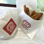 ドムドムハンバーガー ﾏﾙｴﾂ大泉学園店 - ハンバーガーとごぼうスティック