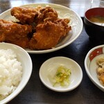 旬どころ ごはん屋さん - 鳥のから揚げ定食（1000円）