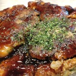 Okonomiyaki Komachi - 青のりとふりかけをかけてみた