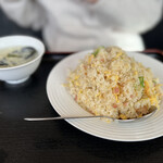 台湾料理 鴻翔 - ニンニク炒飯