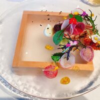 ランソレイエ - 自家菜園のハーブとメジマグロのグリエ