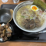 中華そば 龍の髭 - スペシャル＋ミニぼっかけ丼（上から）