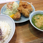 天外 - 料理写真:とりから定食スープ付き(770円)