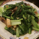 Tai resutoran maiu - 小松菜とカリカリ豚肉の炒め物