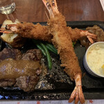 ハングリータイガー - オリジナルハンバーグと海老フライ　　　　　　3,280円(税込)