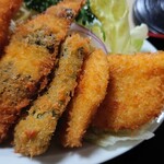 松葉食堂 - ナス、ピーマン、鶏？