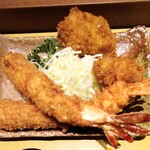 Maruha Shokudou - エビフライ定食、カキフライ2個トッピング