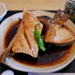 氷見の寒ブリ カマ煮付け