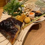 祇園 にし - 手前の銀鱈は私の大好物