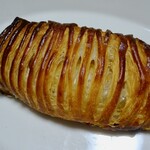 BOULANGERIE PANJA - キウイとパインのデニッシュ