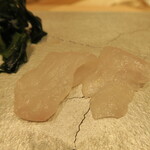 寿司栄 - カワハギ