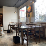 潮来バル 舶英 - 店内の様子