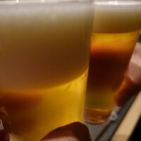 すし昇 - 生ビールで乾杯(めっちゃアップになっちゃった：汗)