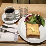 エクセルシオールカフェ - 厚切りトーストプレートモーニング489円