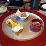ホテルニューアワジプラザ淡路島 - 季節の前菜小鉢三種