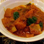 ナマステスパイス - カレーはデフォでもスパイシーで美味しかったです。メニューにより辛さが違うようです