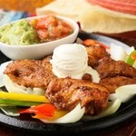 Mexican Dining Otra - チキンファフィータス