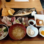 平塚漁港の食堂 - ”平塚 漁師めし膳”は、”刺身”、”フライ”、”焼魚”と色々な魚料理が満載です。